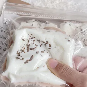 Realistisches Erdbeer-Toast-Squishy-Spielzeug mit weicher Textur zum Stressabbau