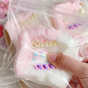 Erdbeer-Toast Squishy-Spielzeug zum Stressabbau mit weicher, realistischer Textur