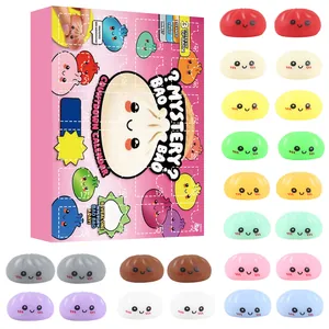 Calendario de adviento Mystery Bao squishy con 24 juguetes antiestrés de colores