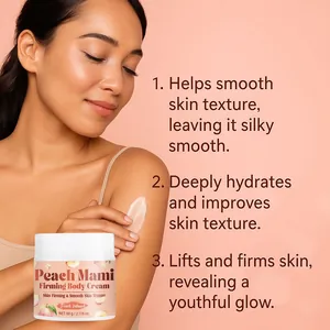 Crema corporal reafirmante Peach Mami aplicada por modelo para suavizar la textura cutánea