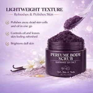 Détail du gommage corporel au sel de mer violet avec parfum ambre et vanille