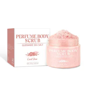 Gommage corporel au sel de mer Coral Rose en pot de 120g avec sa boîte blanche