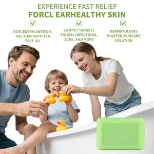Detail van groene tea tree olie zeep voor familiebad en huidverzorging