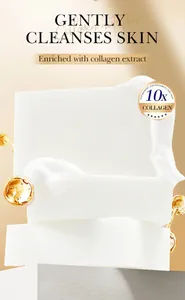 Vista dettagliata di sapone al collagene bianco con schiuma ricca e gocce dorate di essenza