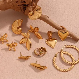 18K Vergoldet Edelstahl Zirkonia Herz Schmetterling Blatt Fächerform Ohrstecker Set Für Damen Modeschmuck