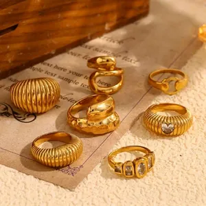 Bagues En Acier Inoxydable Plaqué Or 18K Vintage Croissant Nervuré Cœur Zircon Géométrique Martelé Bijoux Mode Pour Femmes