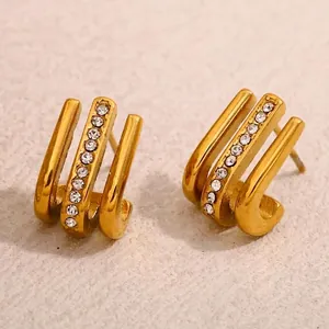 Orecchini A Lobo Tripla Fila Forma J Acciaio Inossidabile Placcato Oro 18K Strass Geometrico Moderno Per Donna