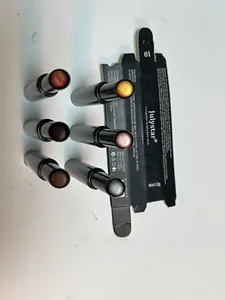 Bâton de maquillage polyvalent professionnel pour fard à paupières scintillant