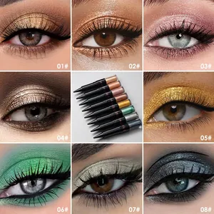 Huit styles de maquillage des yeux pailletés avec ces crayons eye-liner doubles