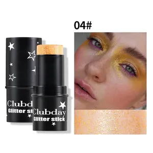 Nahaufnahme von Clubday Gold Glitter Stick 04# auf Augen und Gesicht für Make-up