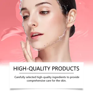 Primer plano de modelo con salpicaduras de agua para caja de cuidado de la piel facial