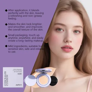 Vista dettagliata di Ivory Concealer Cushion con modella che mostra una pelle liscia e radiosa