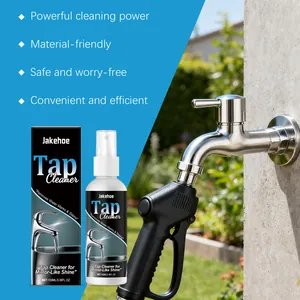 Détail du spray nettoyant pour robinet Jakehoe avec boîte et robinet poli.