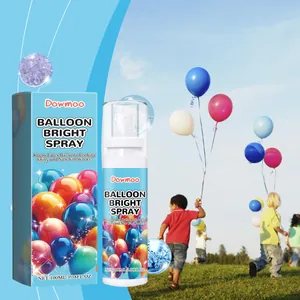 Vista detallada del spray abrillantador Dowmoo para globos con envase y parque.