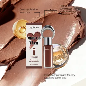 Dettaglio del lip tint opaco Nude Orange che mostra la texture idratante e il packaging