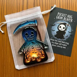 Statuina tascabile Halloween Grim Reaper con sacchetto e dettaglio biglietto regalo