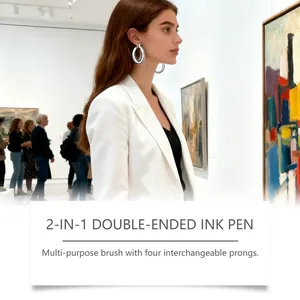 Photographie lifestyle élégante avec mannequin pour crayon à sourcils noir double embout 2 en 1.