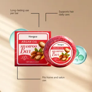 Professioneel detail van Hoegoa arganolie shampoo bar met verpakking en zeeptextuur