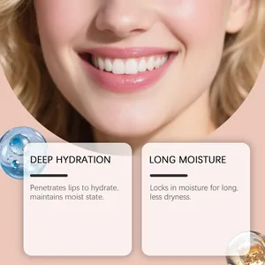 Primo piano di labbra rosa lucide con idratazione profonda ed effetto nutriente.