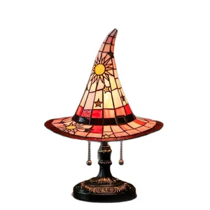 Gothische Tiffany-Stil Buntglas-Hexenhut-Tischlampe für die Halloween-Dekoration