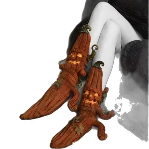 Calcetines 3D de Halloween con diseño de calabaza Jack-o'-lantern que brilla mucho