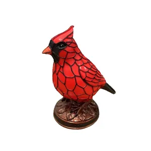 Decoratieve rode kardinaalvogel harslamp beeldje voor kerstvakantie tafeldecoratie