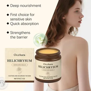 Λεπτομερής προβολή της κρέμας Helichrysum OceAura με το βάζο και τη συσκευασία της