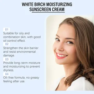 Detailansicht der Vorteile der White Birch Feuchtigkeits-Sonnencreme mit einem weiblichen Model