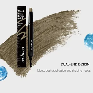 Dettaglio matita sopracciglia taupe a doppia punta con texture e design dual.