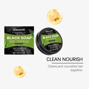 Detailopname van GleamXi houtskoolshampoo voor grijze dekking en haarverzorging