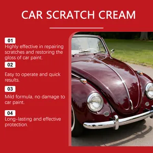 Dettaglio auto d'epoca bordeaux lucida per crema riparazione graffi auto