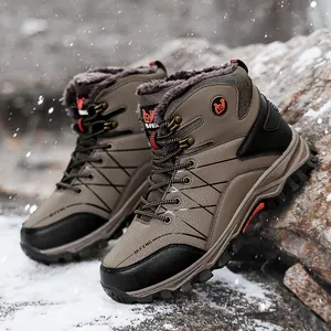 Durable men's high-top winter hiking boots with warm fur lining for outdoor trekking