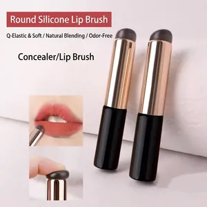 Pennello per labbra rotondo in silicone portatile per sfumare rossetto e correttore