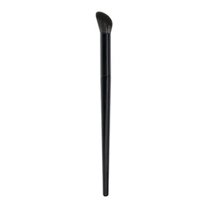 Brocha de maquillaje profesional biselada para sombras de nariz y corrector negro
