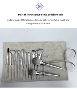 Dettaglio del set di 14 pennelli da trucco in una morbida custodia arrotolabile in PU scamosciato.