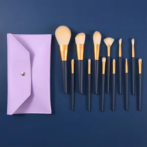 Set de 12 pinceaux de maquillage professionnels avec trousse violette