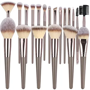 Set di 18 pennelli da trucco color oro champagne professionale ideale per principianti