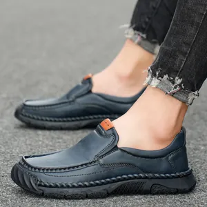 Mocassini da uomo in pelle cuciti a mano, scarpe slip-on casual eleganti per esterno