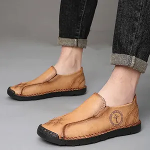 Scarpe Casual da Uomo in Pelle di Vacca Cucite a Mano Flat Slip-on Loafer Antiscivolo Traspiranti Mocassini da Guida per Ufficio