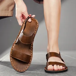 Klassieke bruine leren Romeinse sandalen voor heren met antislip platte rubberen zool