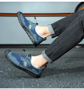 Chaussures en maille respirantes bleues pour hommes avec semelles robustes pour l'été