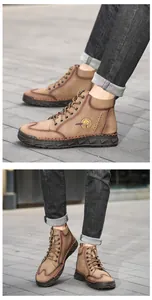 Stivali casual da uomo in pelle cuciti a mano con suola antiscivolo per l'outdoor