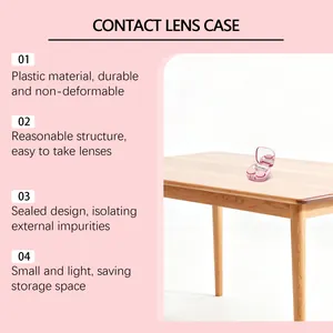 Kenmerken van de roze contactlenshouder, compact en duurzaam ontwerp wordt getoond.