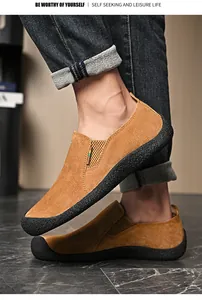 Mocassins pour hommes en daim marron avec semelle en caoutchouc