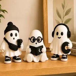 Figurine de Fantôme Mignon d'Halloween Statue en Résine Fantôme Lisant Café Musique Décoration pour Maison Fête d'Halloween