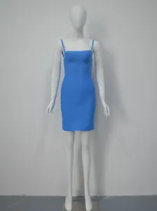 Robe bandage bleue sexy moulante à bretelles spaghetti et dos nu pour soirées