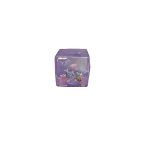 Juguete squishy de cubo de hielo con tema oceánico púrpura para el estrés