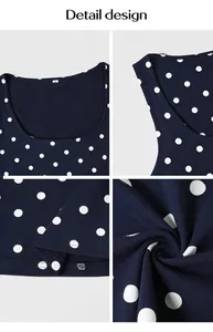 Vues détaillées du débardeur bleu marine à pois montrant la texture fine du tissu.