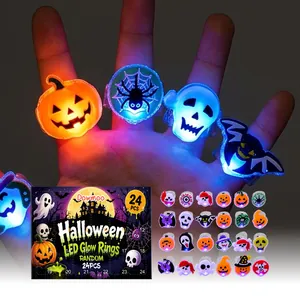 Halloween LED Leuchtringe 24 Stück Set Mehrfarbig Leuchtende Kürbis Geist Skelett Ringen Für Party Damen Kinder Halloween Spielzeug