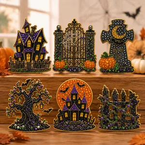 Sammlung von sechs DIY Halloween-Geisterhaus-Acrylmagneten mit bunten Diamantperlen